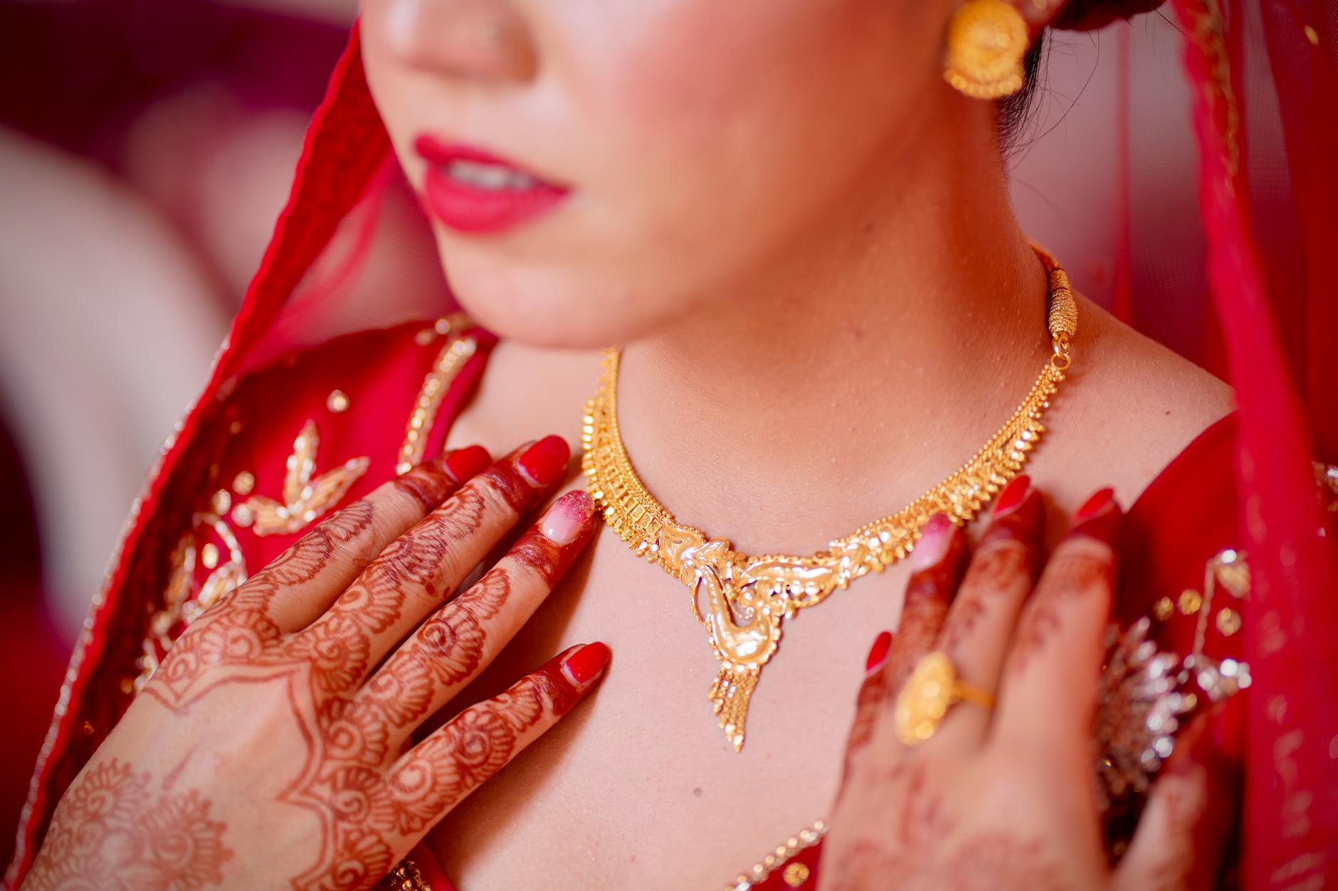 Luxury Gold Jewellery Glamera Shine