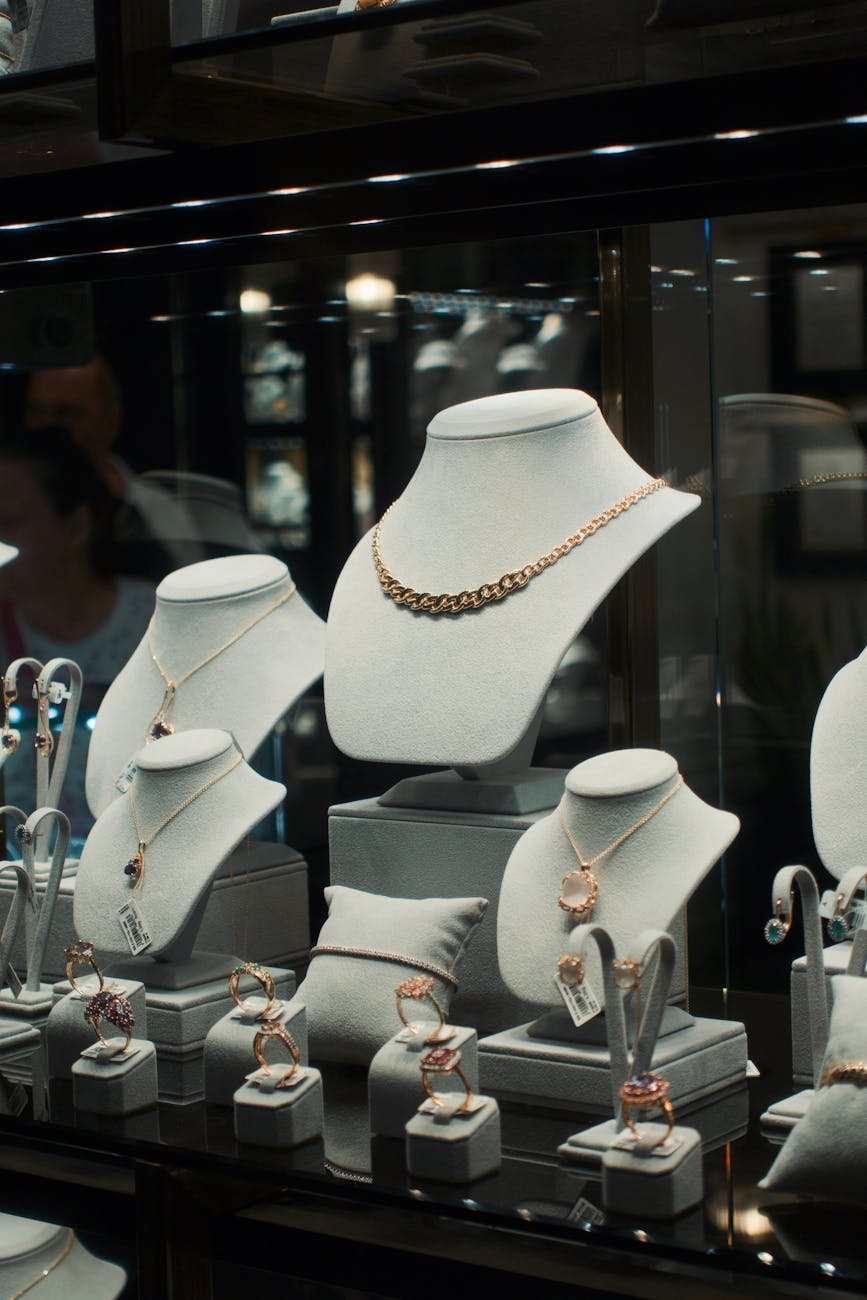 Inside Glamera Shine Store